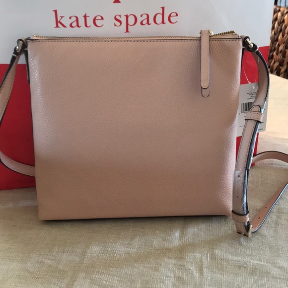 💕NWT Kate Spade Jackson Top Zip Crossbody - Picture 3 of 6